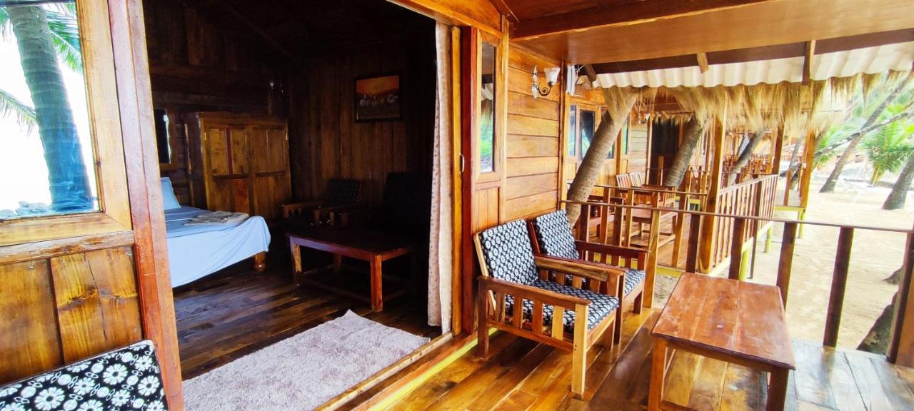 Sea Front Cottages Little Khola Кола Экстерьер фото