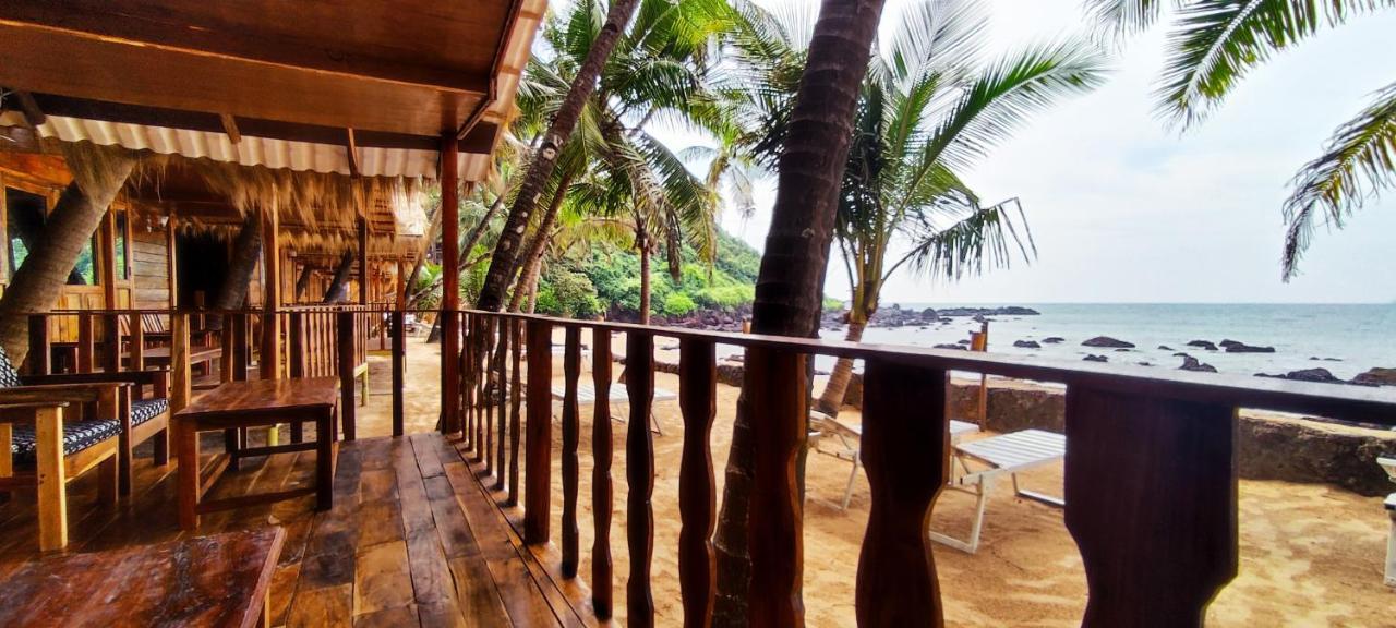 Sea Front Cottages Little Khola Кола Экстерьер фото