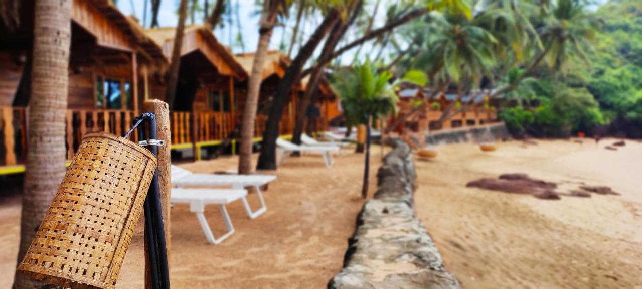 Sea Front Cottages Little Khola Кола Экстерьер фото