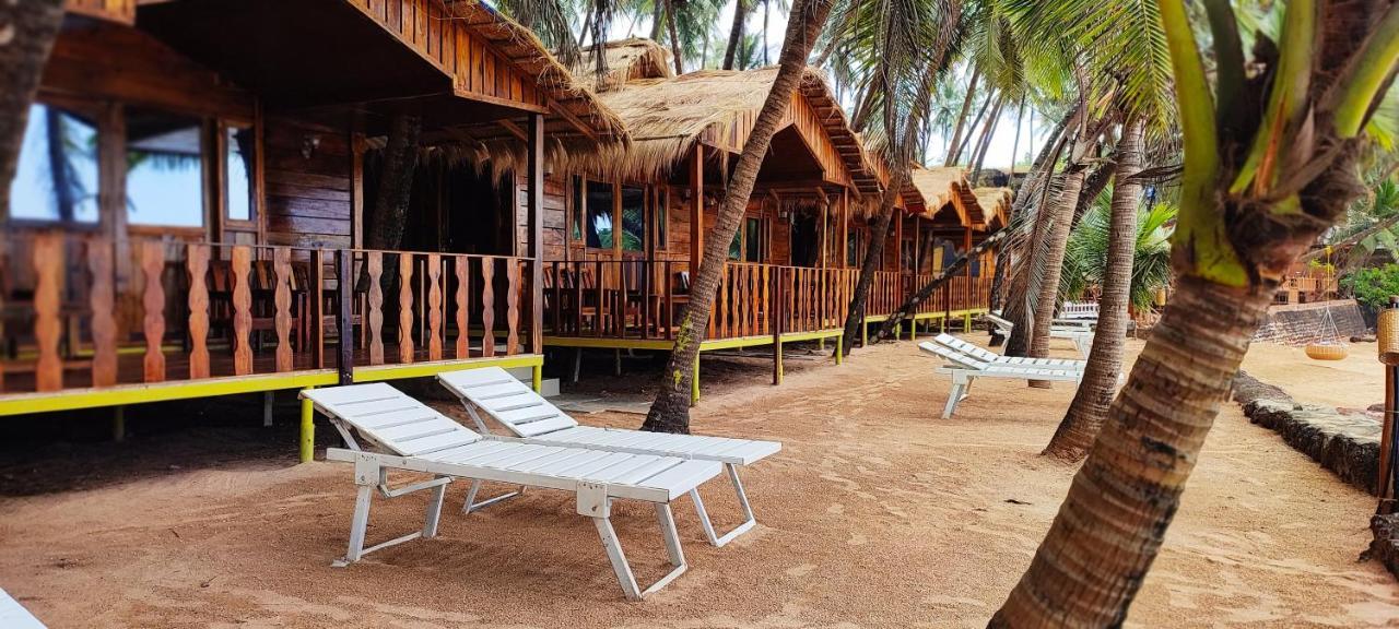 Sea Front Cottages Little Khola Кола Экстерьер фото
